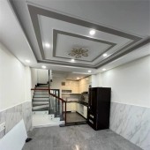 Chỉ 6.6 Tỷ nhà HXH quay đầu 40M2 Lê Trực P7, Bình Thạnh